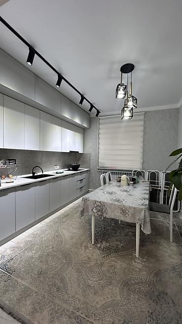 Продажа коттеджей и домов: Ак-ордо 3 конушунан Жаны салынган 220кв/м2 6 болмодон турган 2 этаж уй — 5