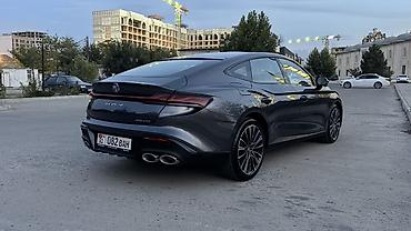 fast: MG : 2025 г., 2 л, Бензин, Фастбек — 4