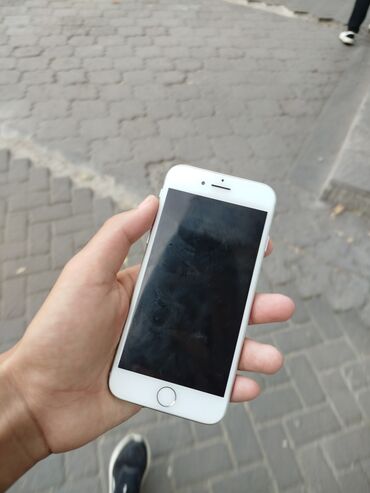 айфон в рассрочке: IPhone 8, Колдонулган, 64 ГБ, Ак