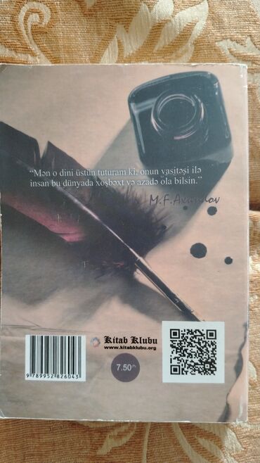 Bədii ədəbiyyat: Gördüyünüz bütün kitablar satılır. Hər biri üzərindəkinin YARI — 22