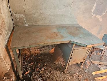 qaz torbasi: Stol usta stoludur qalın və ağır dəmirlidir. Rus dəmirindəndir — 2