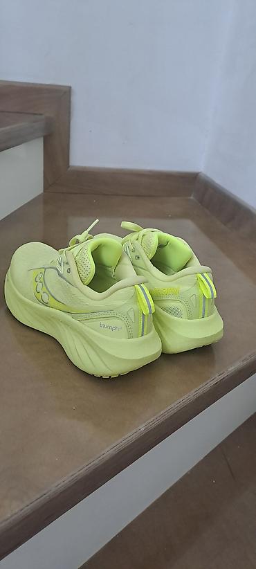 Кроссовки Saucony Triumph 22 Покупала за 15000тыс - Тип: беговые