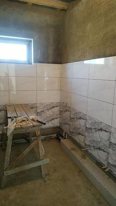 Монтаж и замена сантехники: Предлагаются услуги по укладке настенной плитки в ванных комнатах — 2