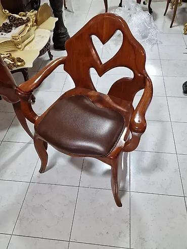 polovna sudopera cena: Toaletni sto sa stolicom / Šminkernica 💄✨ Dobro stanje. 🏠 Moguće — 7