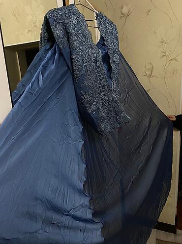 Танцевальные платья: Бальное платье, Длинная модель, цвет - Голубой, L, В наличии at lalafo.kg — 21 Танцевальные платья: Бальное платье, Длинная модель, цвет - Голубой, L, В наличии — 21