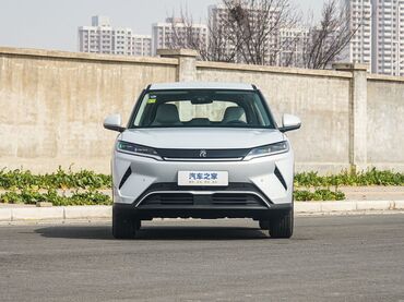 BYD: BYD Yuan Up: 2025 г., Электромобиль, Кроссовер — 5