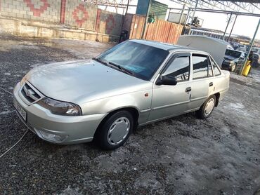 прос: Daewoo Nexia: 2009 г., 1.6 л, Механика, Бензин, Седан