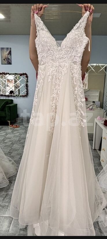 Toy paltarları: Hazır biznes Məhsul: Gəlinlik və kolleksiyası Elanı Diqətlə oxuyun — 14