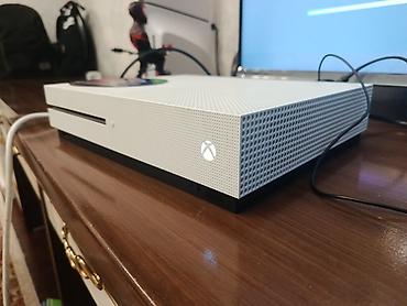 ender s: Игровая консоль Microsoft Xbox One S (белая)фифа 19 в подарок 🎁 1тб — 1