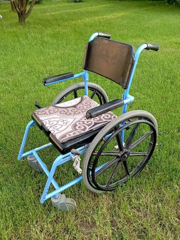 инвалидный кресло: Инвалидная коляска