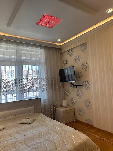 bir otaql: 3 otaqlı, Yeni tikili, 135 kv. m — 6