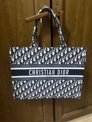 Çantalar: Əl çantası, Christian Dior, İşlənmiş