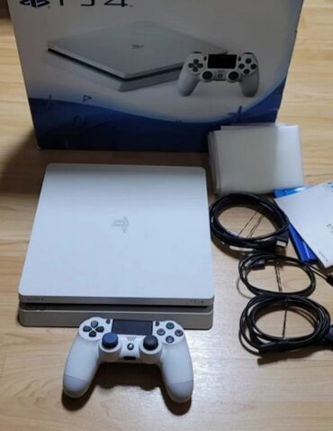 PS4 (Sony PlayStation 4): Slim модель. Память 500гб, состояние 10/10 при осмотре сами