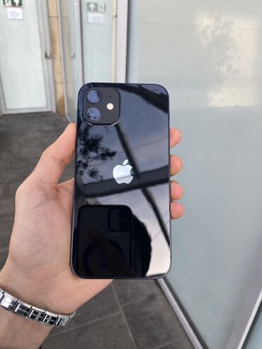 iphone 8 128gb qiymeti: IPhone 12, 128 GB, Qara, Face ID, Simsiz şarj