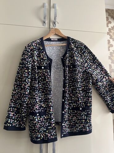 yun jaket: One size