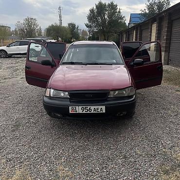 Daewoo Nexia: 2007 г., 1.6 л, Механика, Бензин, Седан