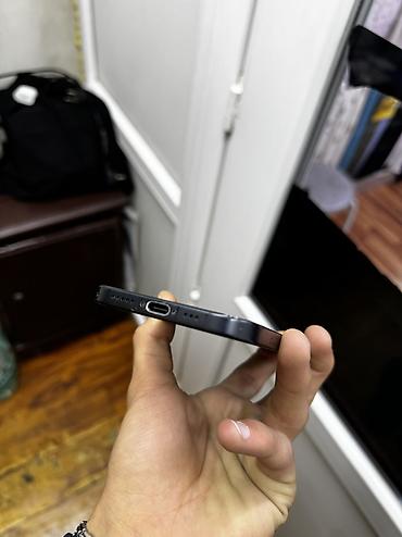 Apple iPhone: IPhone 15, Новый, 128 ГБ, Защитное стекло, Чехол, 85 % — 3