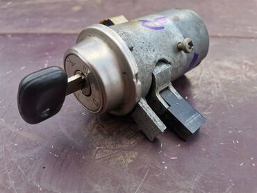 Auto delovi: Brava paljenja Lada 2121,21213,21214 Niva, Lada 7 Riva br.2. Polovno — 11