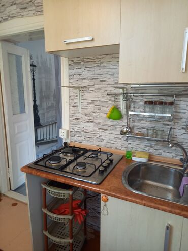 Uzunmüddətli kirayə evlər: 27 kv. m, 2 otaqlı -da lalafo.az — 8 Uzunmüddətli kirayə evlər: 27 kv. m, 2 otaqlı — 8