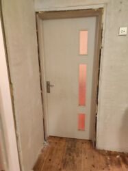 isdenmis ev qapilari: 4 ededir 1 ədədi 20 azn lalafo.az -da isdenmis ev qapilari: 4 ededir 1 ədədi 20 azn