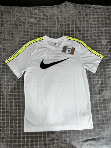 Majice: Men's T-shirt Nike, M (EU 38), bоја - Šareno