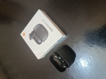Микрофоны: Б/у Беспроводные (Bluetooth) Наушники, Xiaomi, цвет - Черный