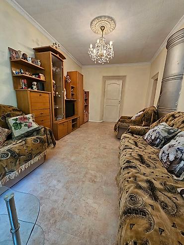 алматинской: 🏡 Продаётся уютный 4-комнатный дом с удобствами! 📍 Район Аламединского — 10