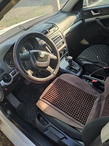 roewe rx5: Skoda Octavia: 2012 г., 1.6 л, Автомат, Бензин, Седан — 7