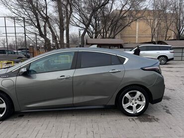 Chevrolet: Chevrolet Volt: 2017 г., 1.5 л, Вариатор, Гибрид, Хэтчбэк — 10