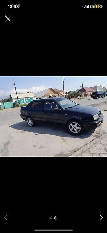 rexton 2020: Volkswagen Vento: 1996 г., 1.8 л, Механика, Бензин, Седан — 3