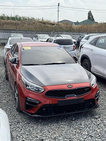 bcd com kg 2025: Kia Cerato: 2019 г., 1.6 л, Механика, Бензин, Хэтчбэк — 1