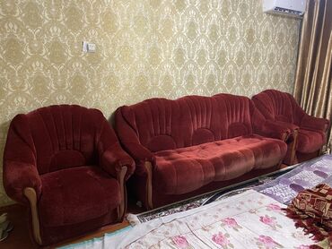 мягкая мебель новая: Түз диван, Колдонулган, Үч орундук жана андан көп, Vilyur