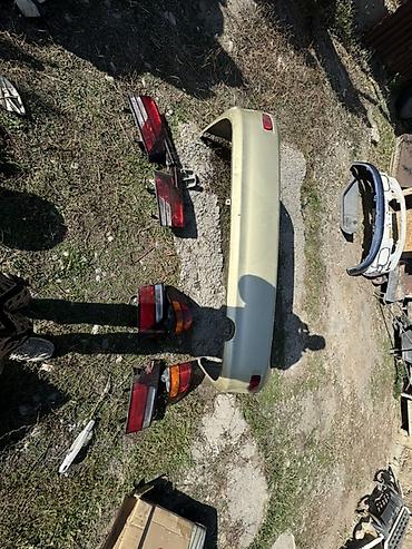 Другие автозапчасти: Набор автозапчастей разнородных позиций Состав по фото: - Пластиковые — 7