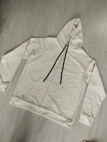 синие мужские спортивные костюмы: Krem rəngli, uzunqol unisex hudi. Bu hudi rahatlıq və funksionallıq