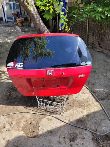 Крышки багажника: Крышка багажника Honda 2003 г., Б/у, цвет - Красный,Оригинал