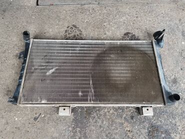 Auto delovi: Hladnjak Lada 21213 Niva. Polovno, ocuvano. Skinuto a rastavljenog — 10