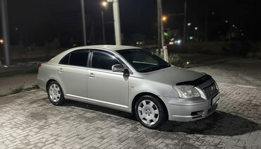 Toyota: Toyota Avensis: 2003 г., 1.8 л, Механика, Бензин, Хэтчбэк — 2