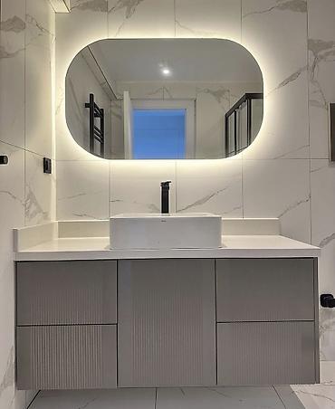 Зеркала: ЗЕРКАЛО С ПОДСВТЕКОй. Доступные цены, краткие сроки изготовления at lalafo.kg — 1 Зеркала: ЗЕРКАЛО С ПОДСВТЕКОй. Доступные цены, краткие сроки изготовления — 1