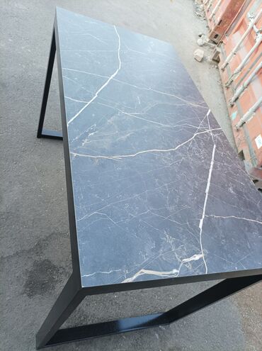 Другая мебель: Офисный стол. Компьютерный стол. Письменный стол. Обеденный стол. У — 5