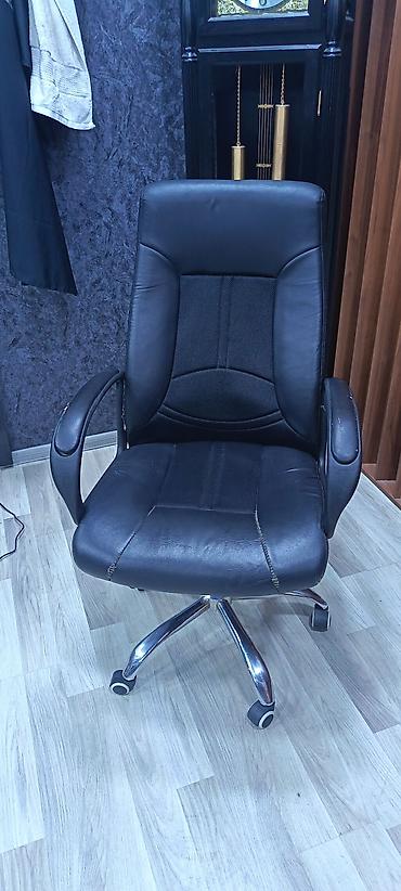 taxt dosəyi: Erqonomik ofis kreslosu - Rəng: qara - Material: oturacaq və bel — 2