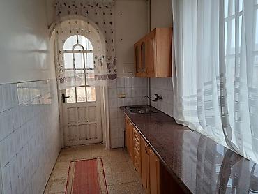 Həyət evləri və villaların satışı: 7 otaqlı, 318 kv. m, Orta təmir — 13