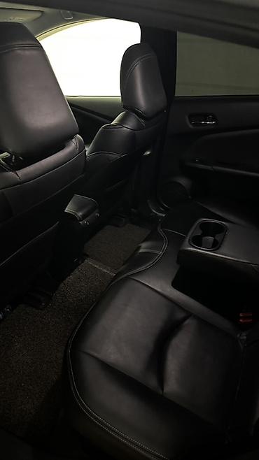 тайота приус 2020: Toyota Prius: 2016 г., 1.8 л, Автомат, Гибрид, Хэтчбэк — 10
