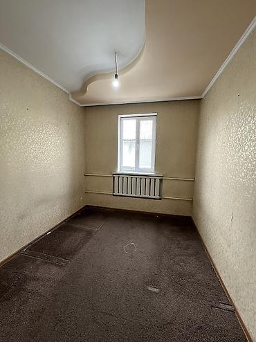 Продажа коттеджей и домов: Продается дом 4 комнат, 3 соток Есть свет, вода Отопление и — 6