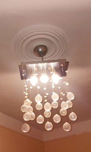 lusdurlar: Çılçıraq, 3 lampa, Xrustal