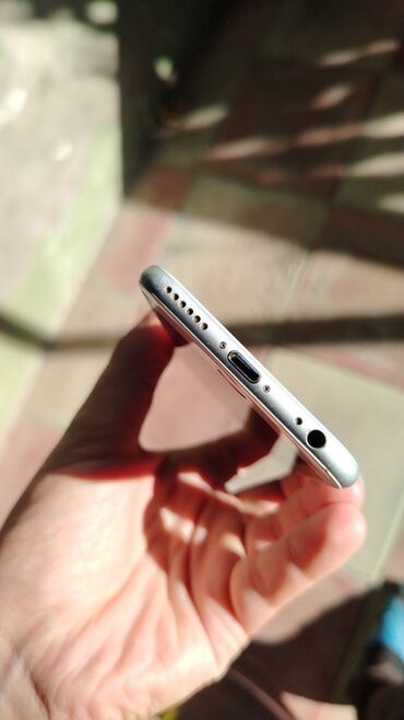 klaviatura qiymeti: IPhone 6, 128 GB, Gümüşü, Barmaq izi