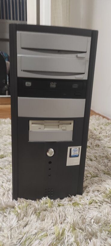 masazer za noge na struju: Kompjuter Windowsa XP 2004