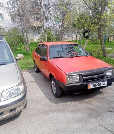 Продажа авто: ВАЗ (ЛАДА) 21099: 1995 г., 1.5 л, Механика, Бензин, Седан