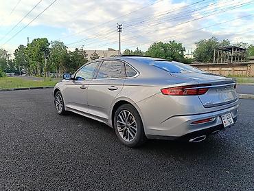 коробка 210: Geely : 2021 г., 2 л, Робот, Бензин, Седан — 4