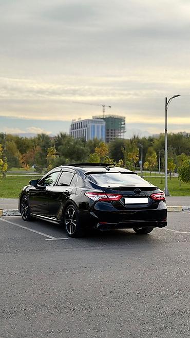 автомобиль джип: Toyota Camry: 2020 г., 2.5 л, Автомат, Бензин, Седан — 8