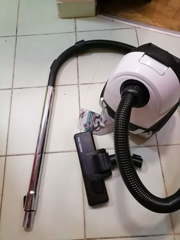 Klasični usisivači: Usisivač GORENJE Odličan na kesu platnenu kao nov je 1400 w vuče kao — 8